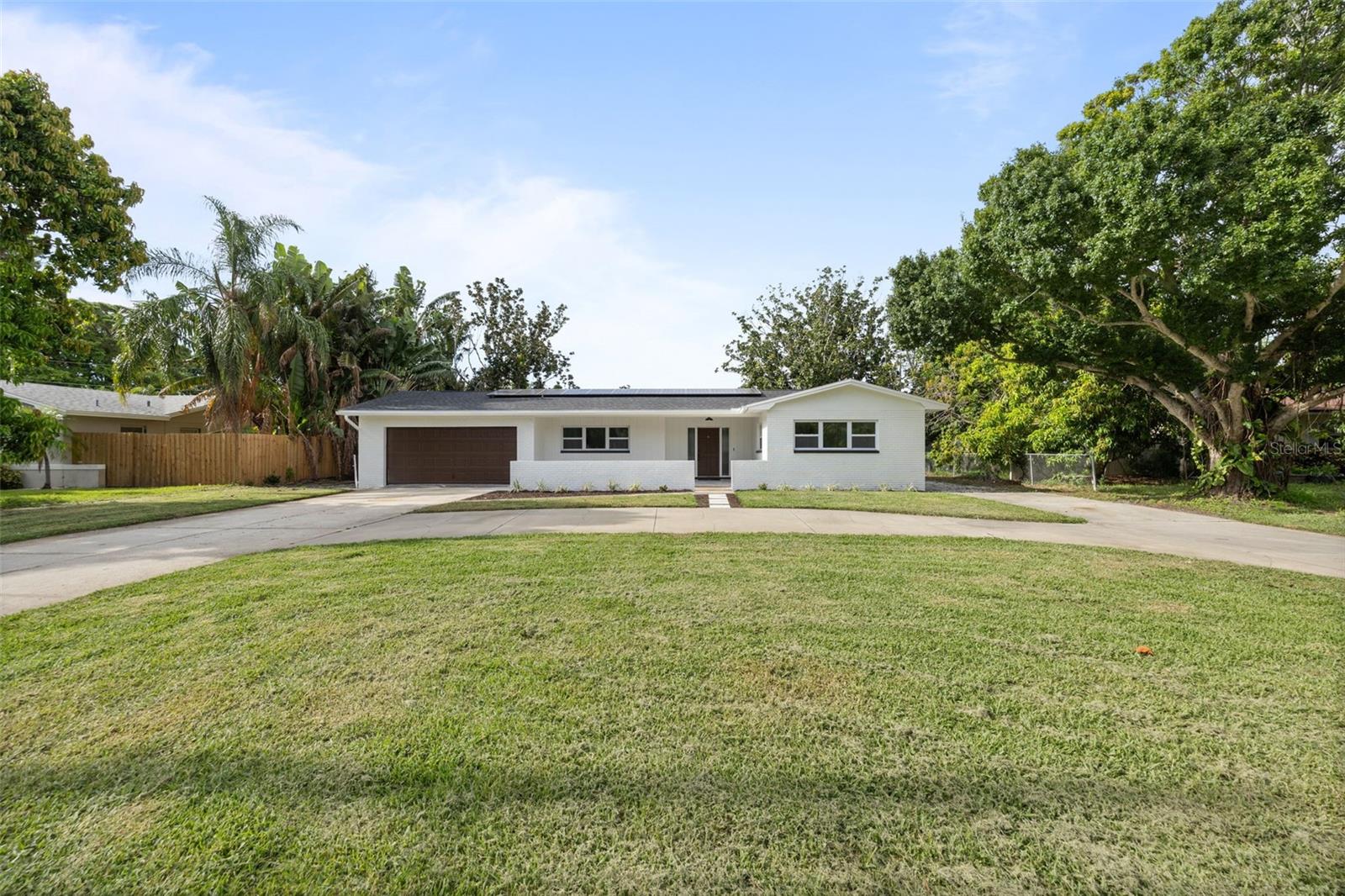 Image 2 of 45 For 1845 Pinellas Point Drive S