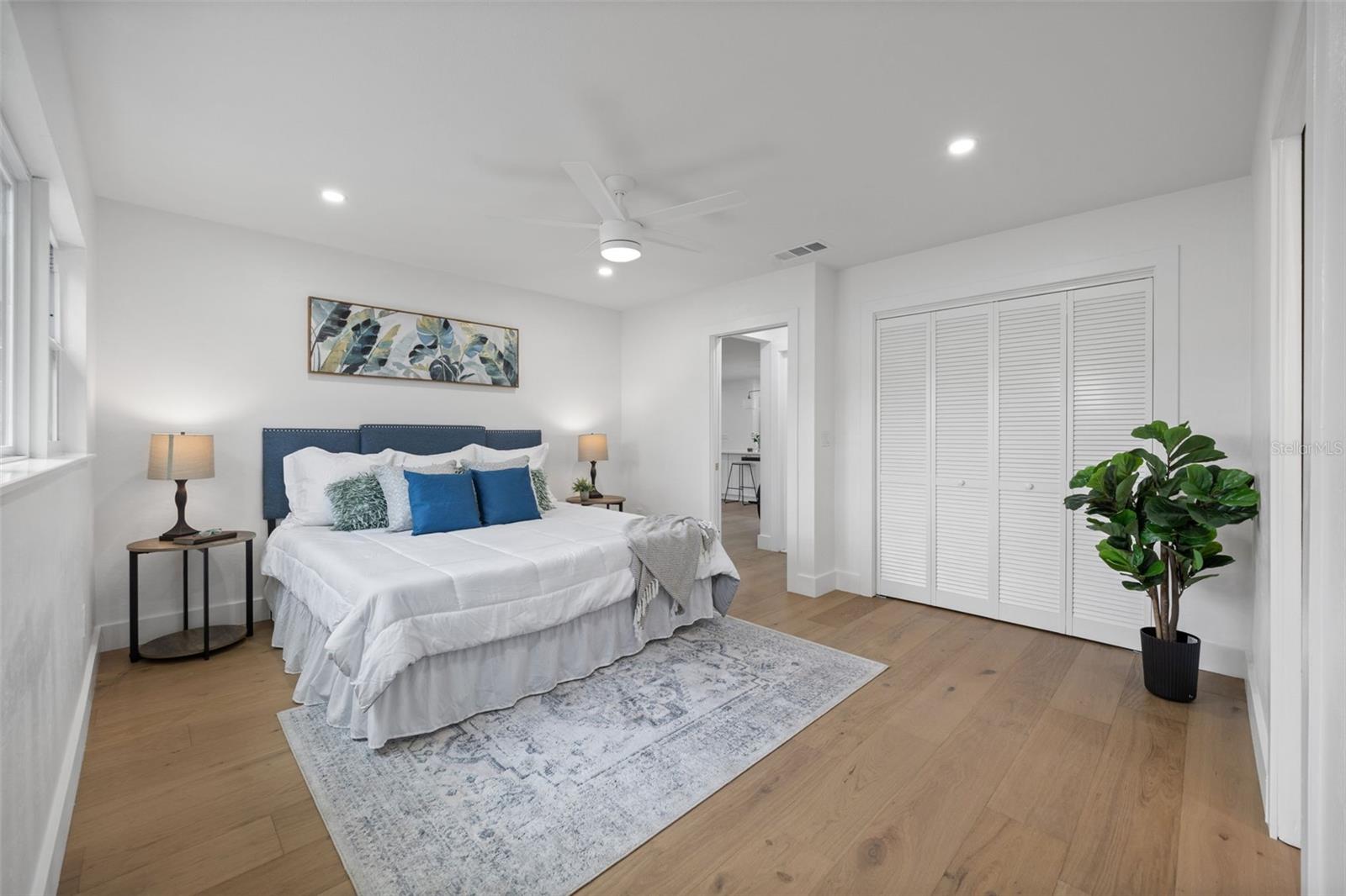 Image 20 of 45 For 1845 Pinellas Point Drive S