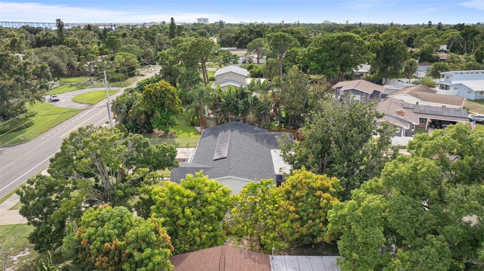 Image 41 of 45 For 1845 Pinellas Point Drive S