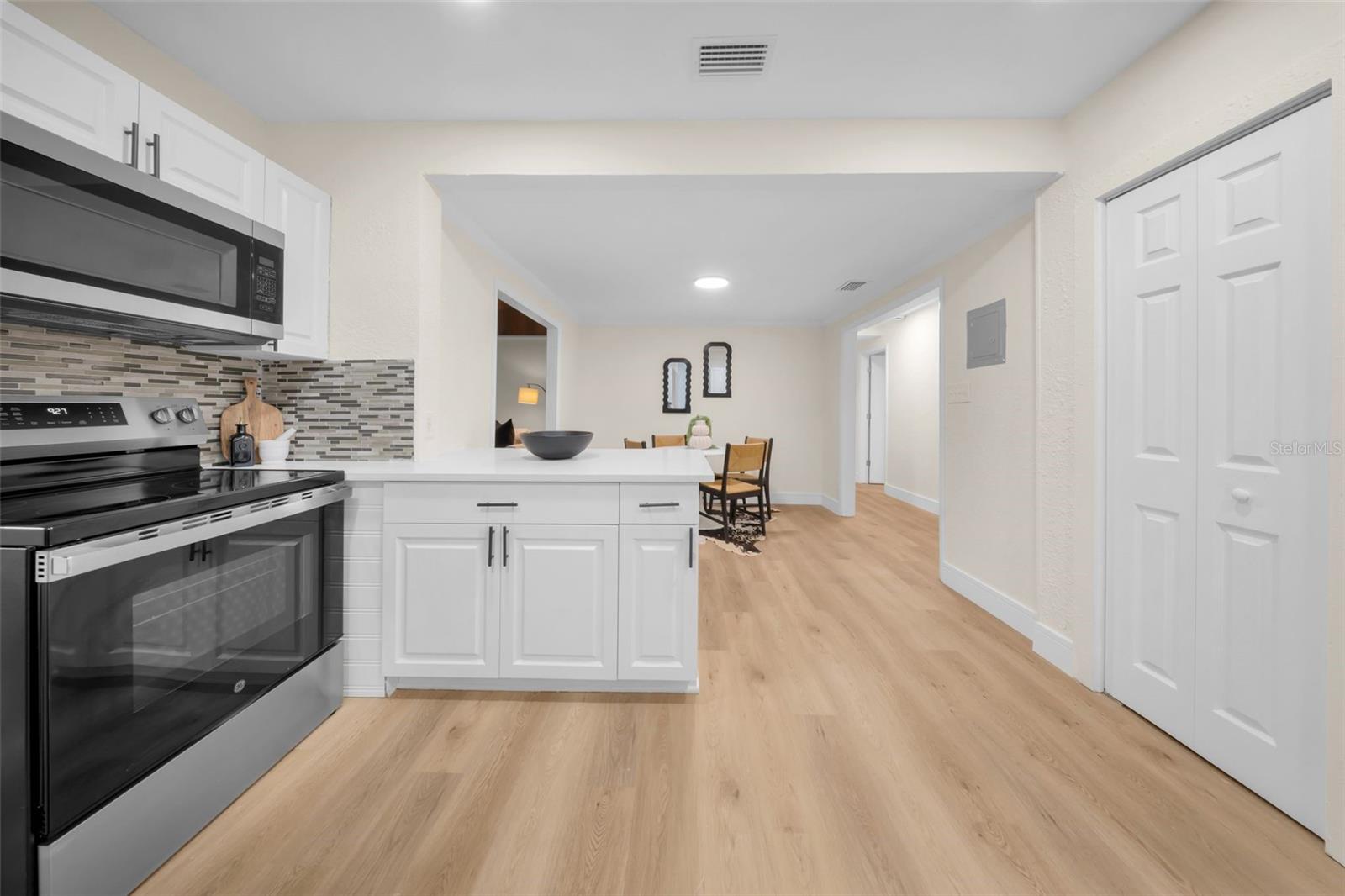 Image 11 of 42 For 111 130th Avenue