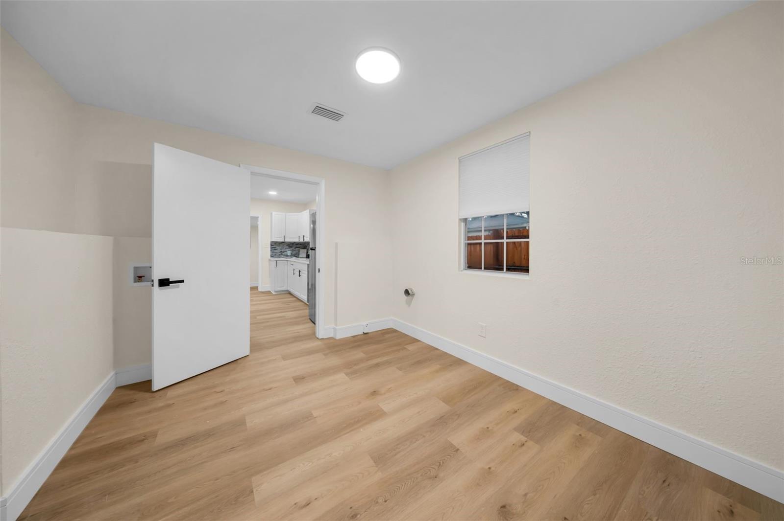 Image 37 of 42 For 111 130th Avenue