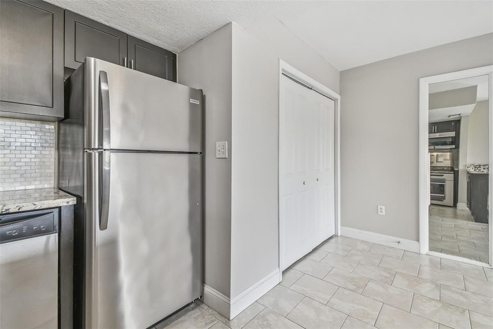 Image 17 of 62 For 3849 Lake Drive 184
