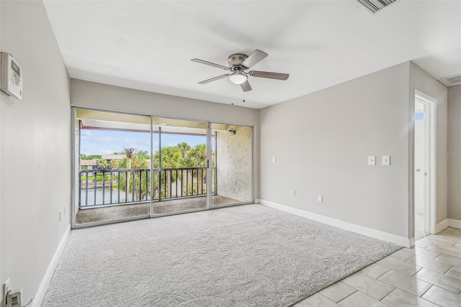 Image 18 of 62 For 3849 Lake Drive 184