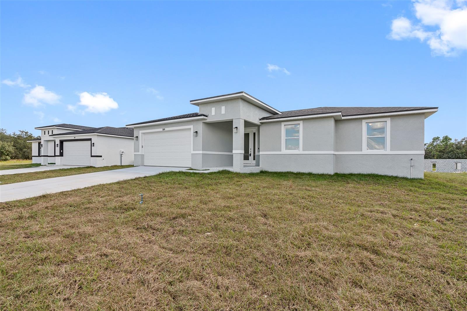 Image 4 of 30 For 309 Bream Circle