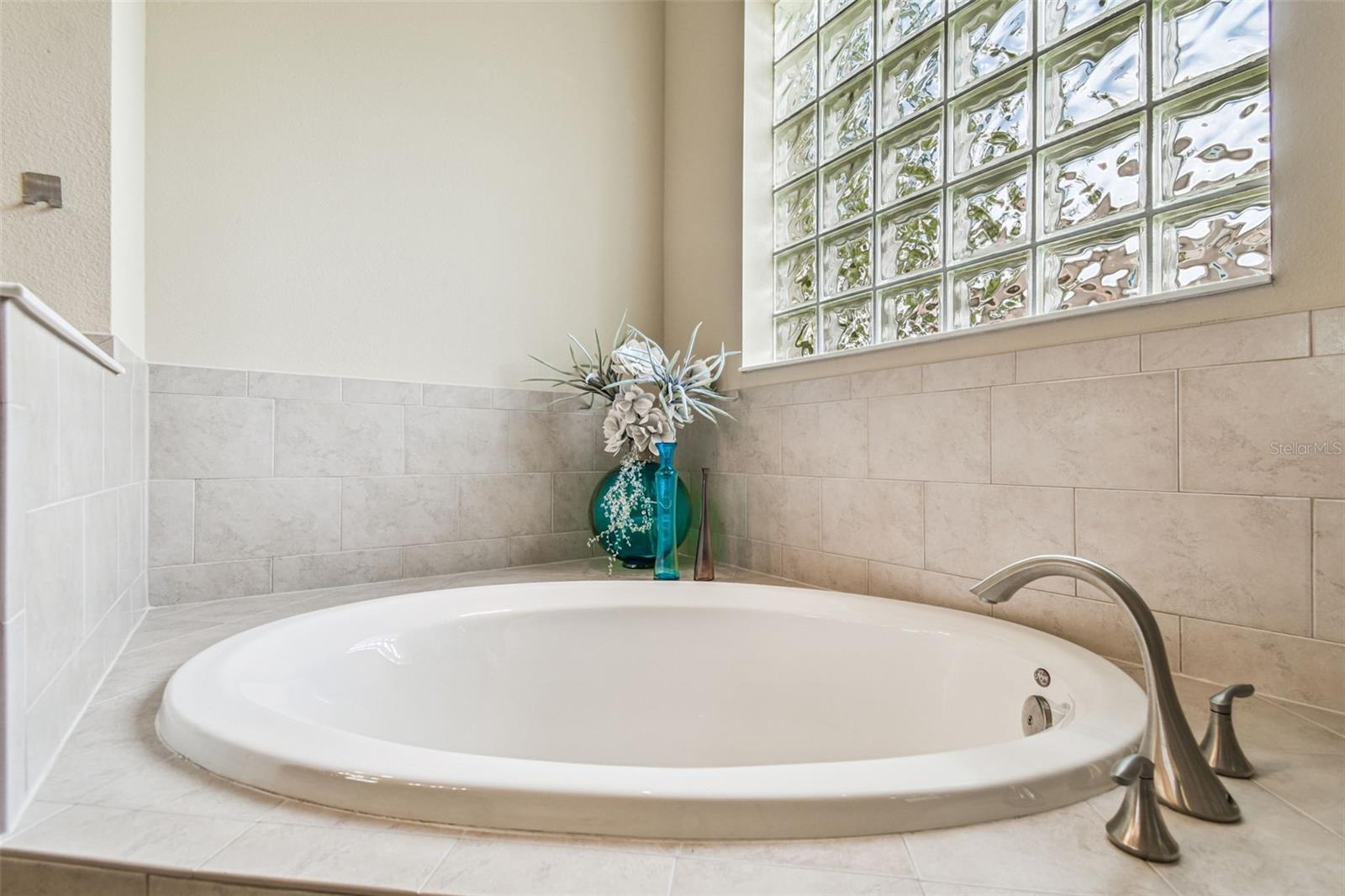 Image 15 of 100 For 27734 Indigo Pond Court