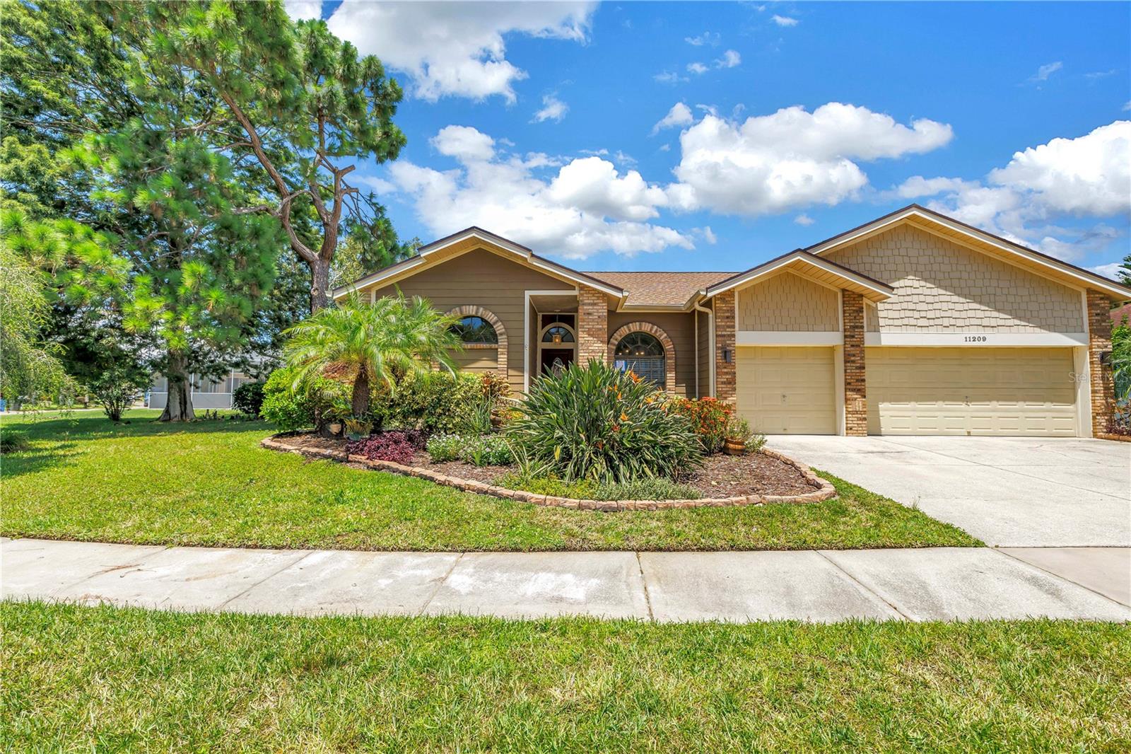 Details for 11209 Bloomington Drive, TAMPA, FL 33635