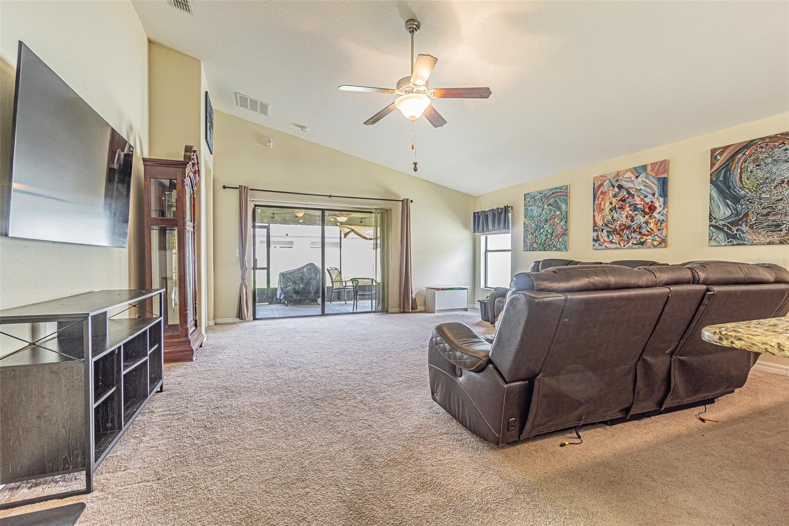 Image 12 of 65 For 10115 Count Fleet Dr