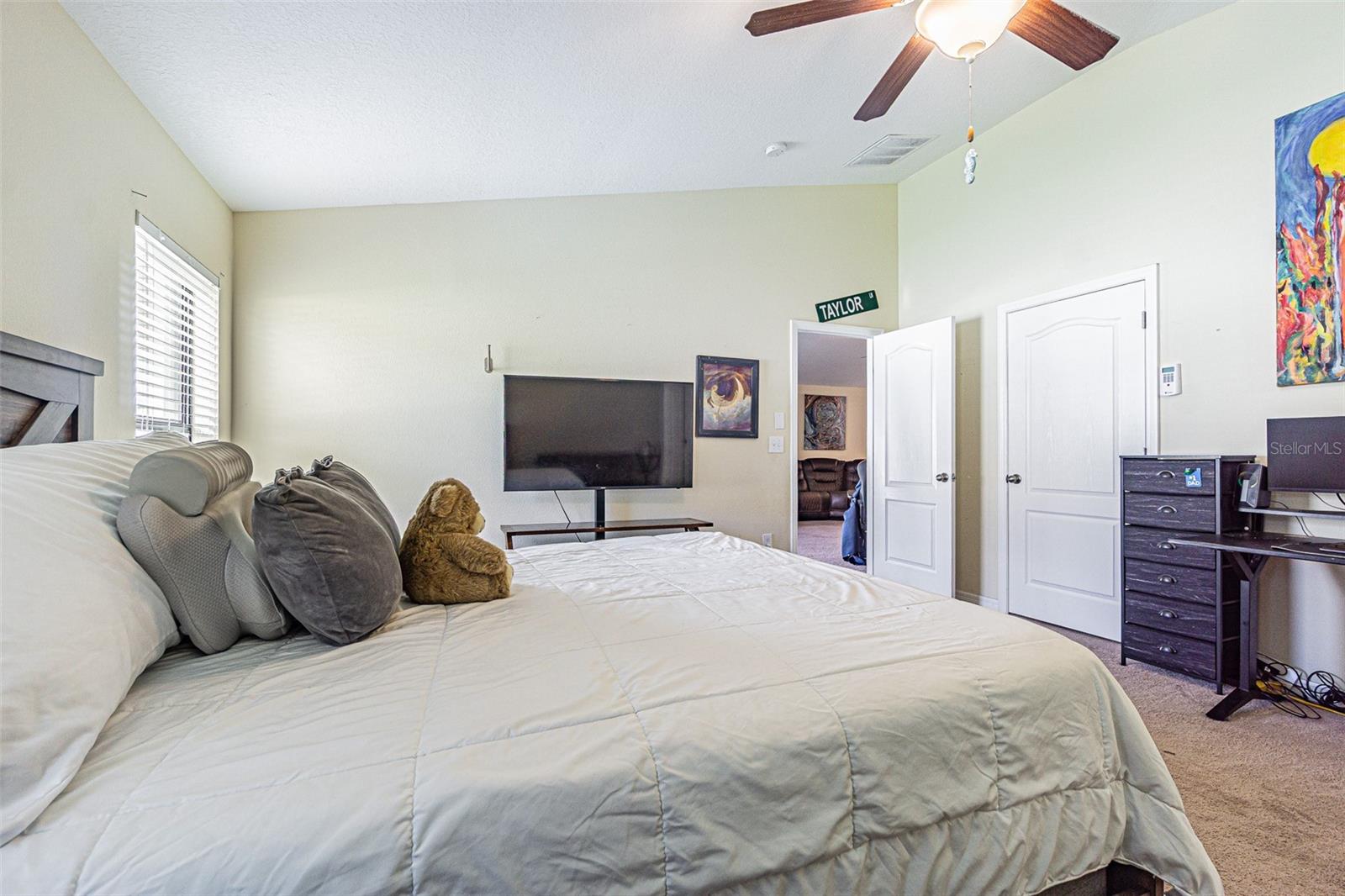 Image 16 of 65 For 10115 Count Fleet Dr