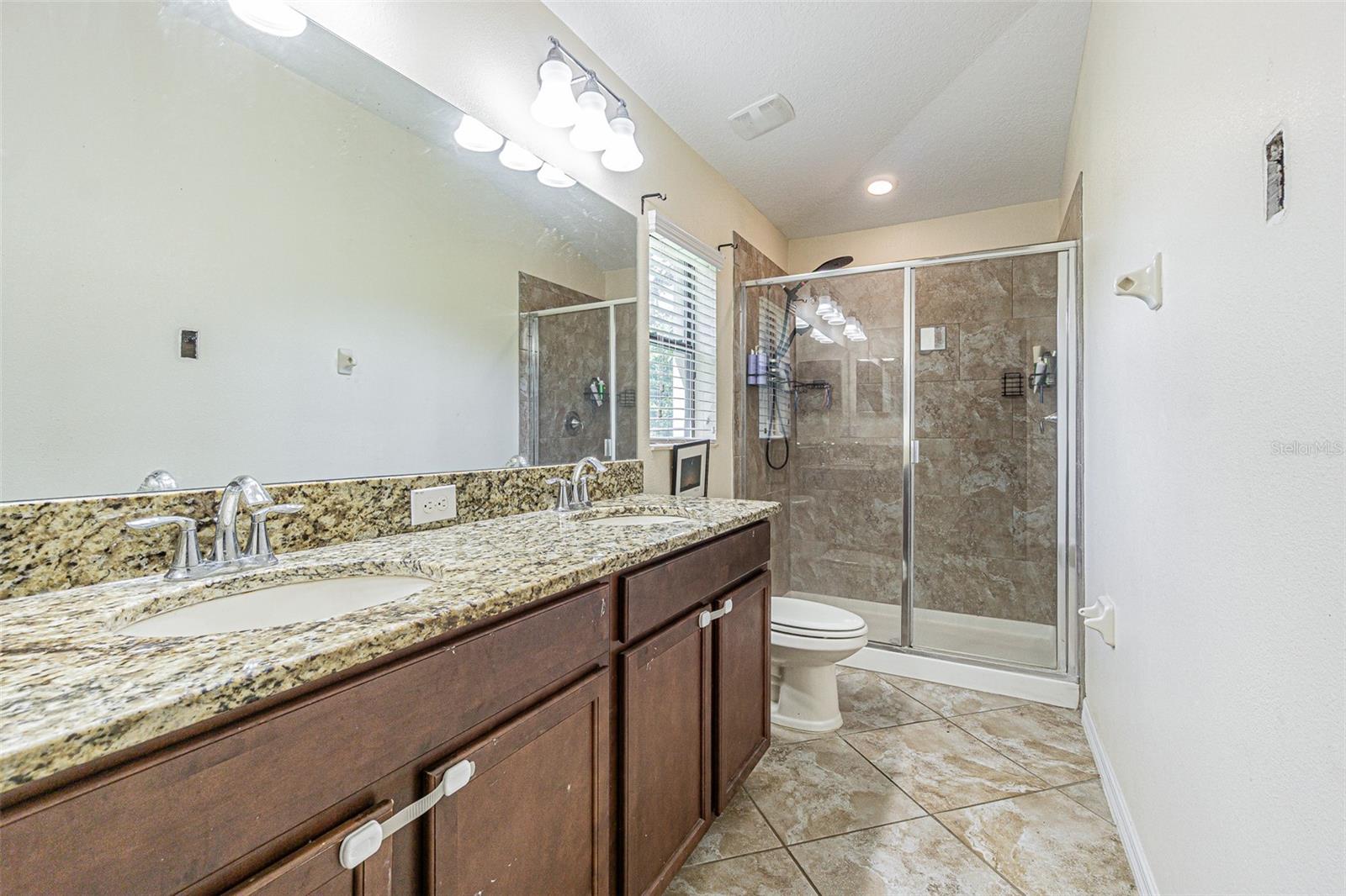 Image 17 of 65 For 10115 Count Fleet Dr