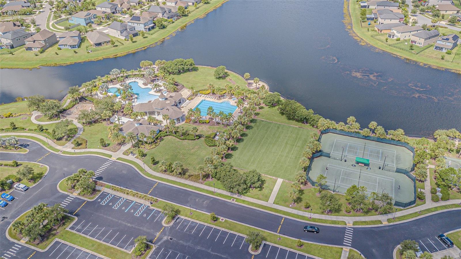 Image 47 of 65 For 10115 Count Fleet Dr