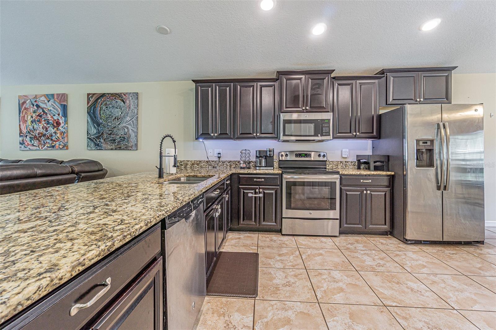 Image 7 of 65 For 10115 Count Fleet Dr