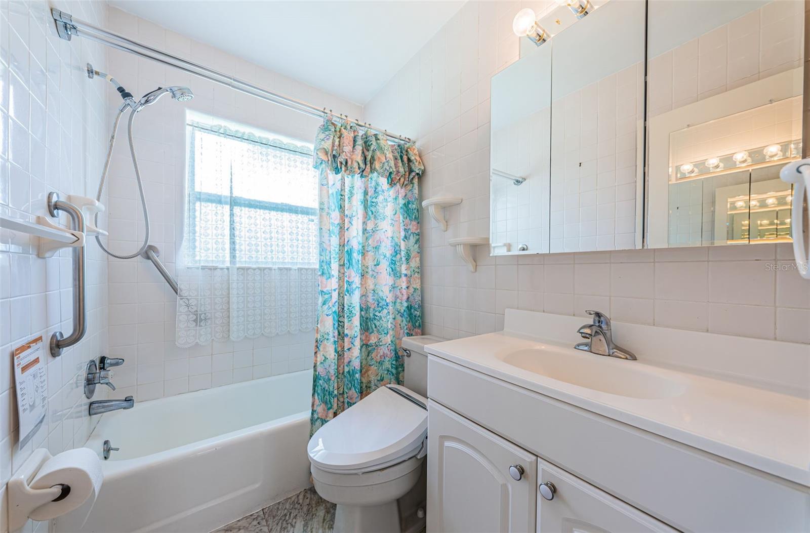 Image 29 of 59 For 1550 55th Street N
