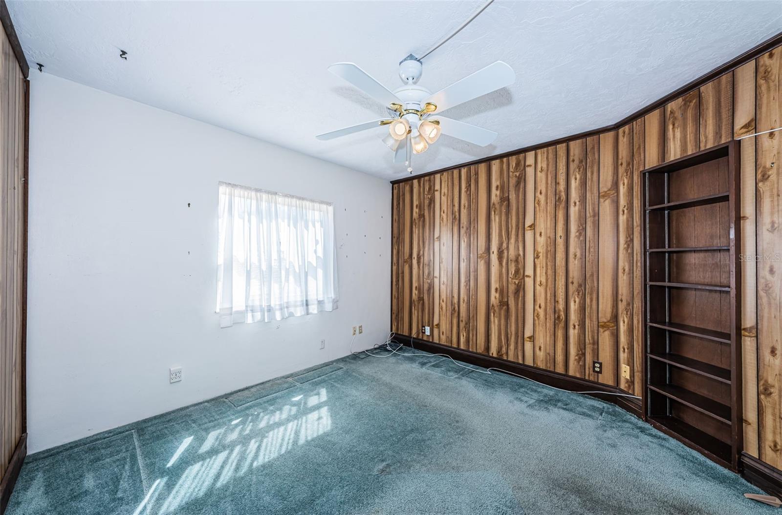 Image 31 of 59 For 1550 55th Street N
