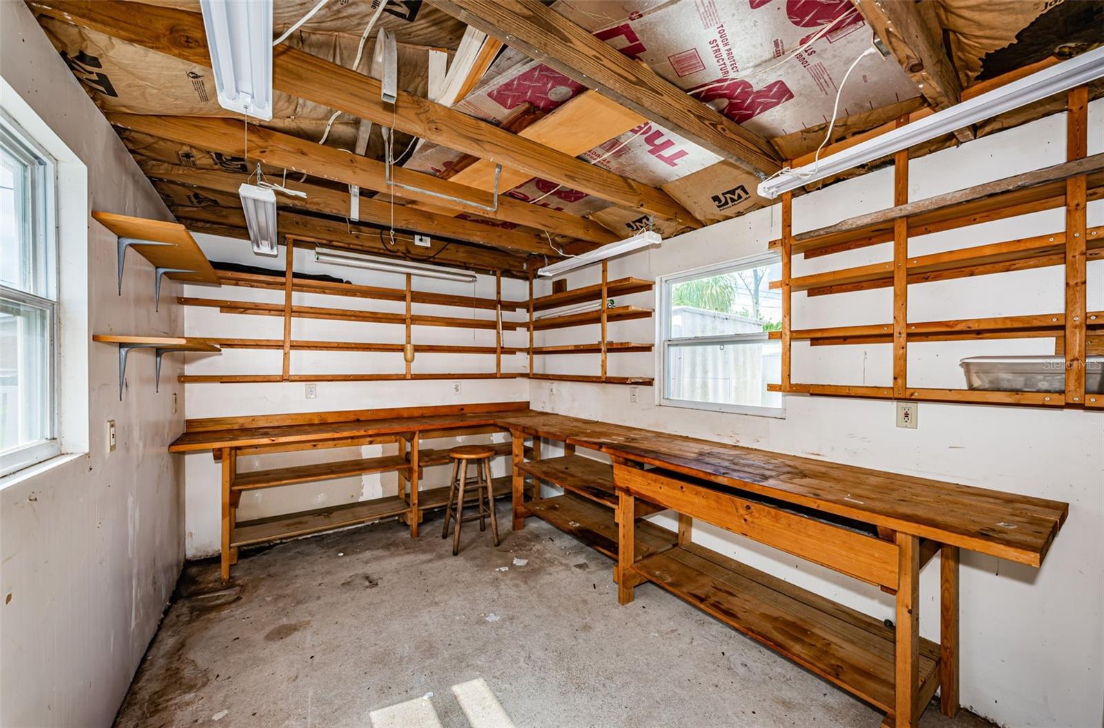 Image 42 of 59 For 1550 55th Street N