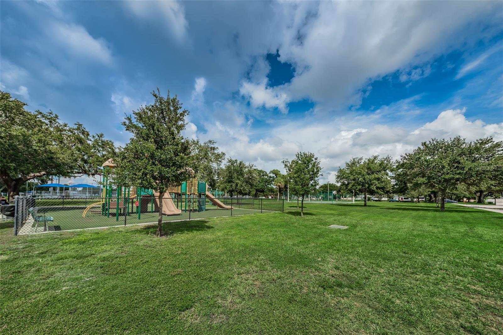 Image 56 of 59 For 1550 55th Street N