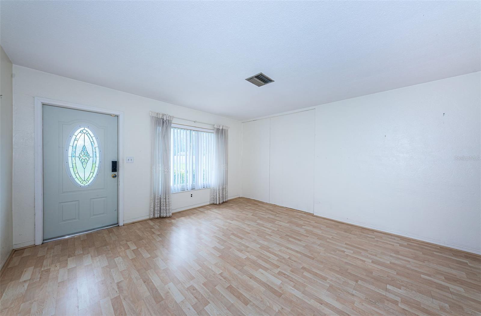 Image 8 of 59 For 1550 55th Street N