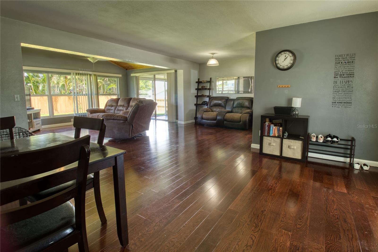 Image 8 of 14 For 12784 137th Lane