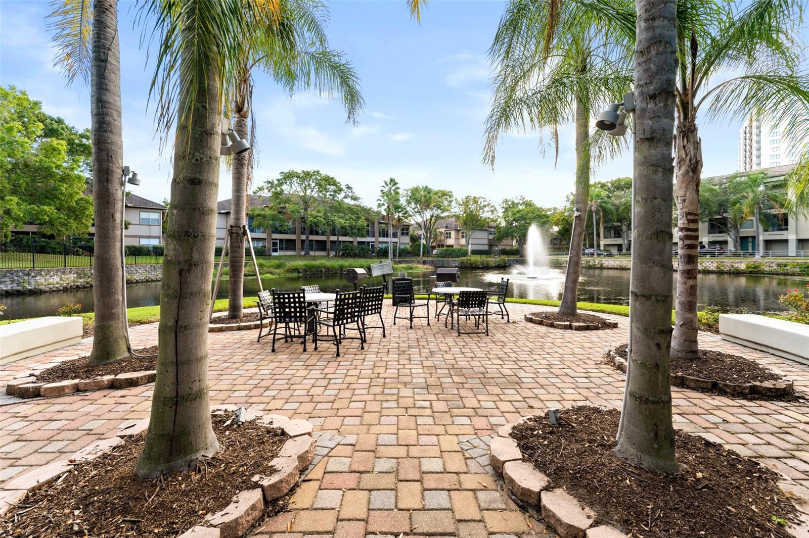 Image 38 of 46 For 625 Tropical Breeze Way