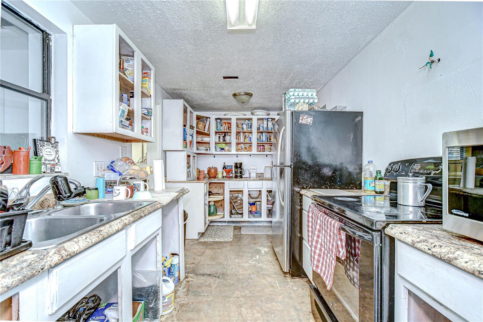 Image 13 of 27 For 9931 Bay Drive