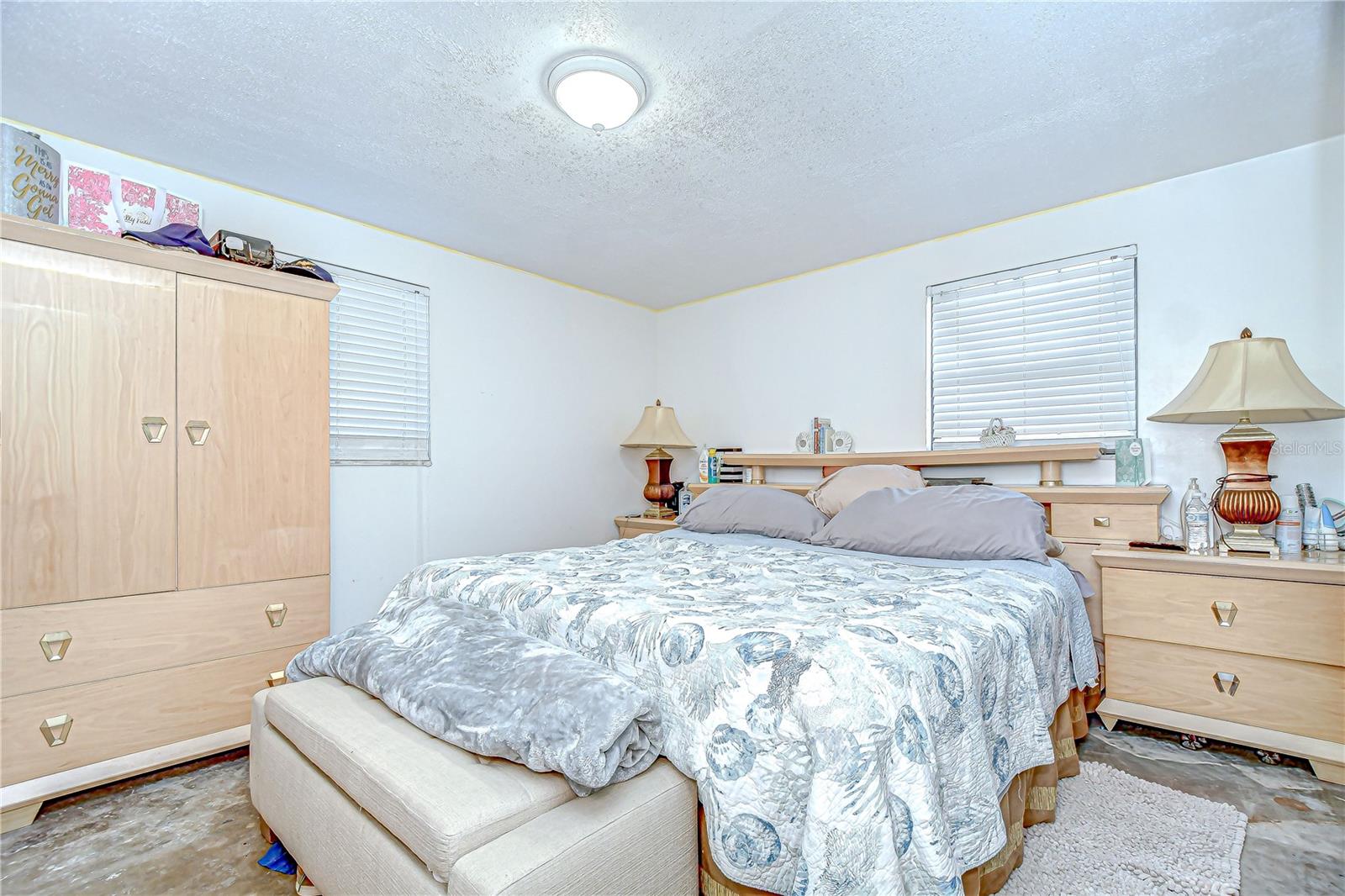 Image 14 of 27 For 9931 Bay Drive