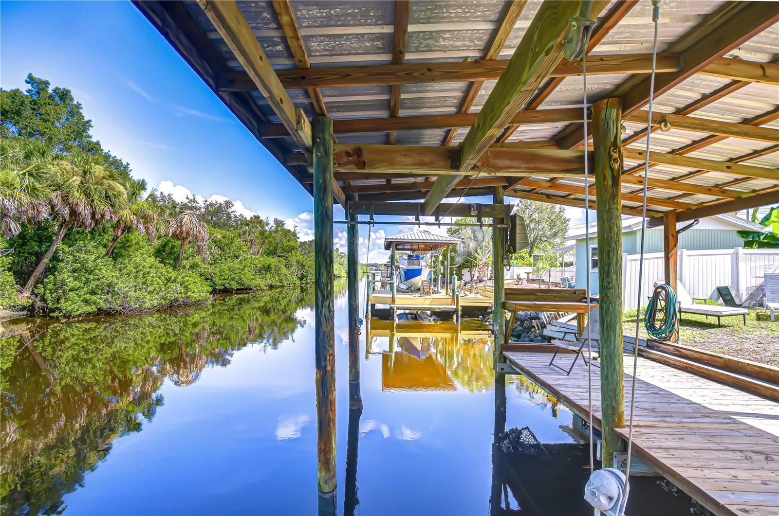 Image 21 of 27 For 9931 Bay Drive