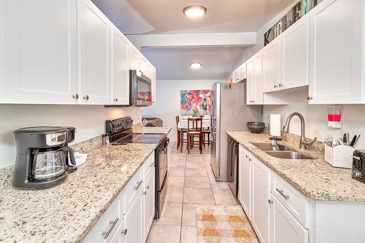 Image 14 of 41 For 2804 33rd Street