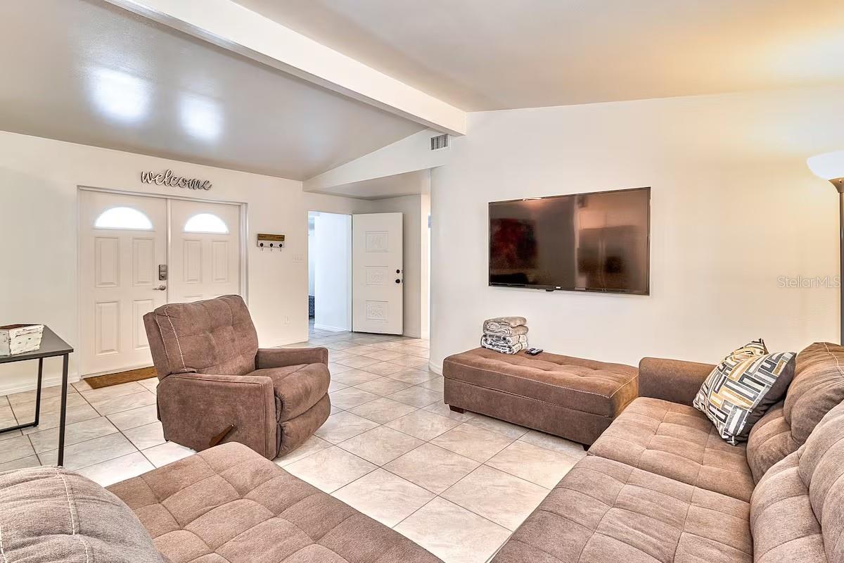 Image 8 of 41 For 2804 33rd Street