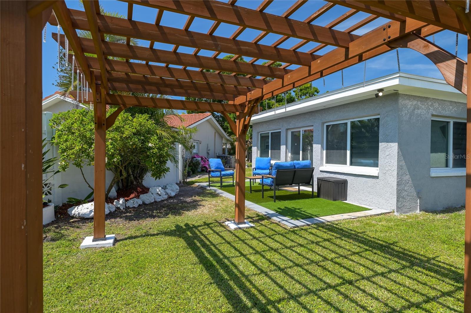 Image 31 of 47 For 605 Capri Boulevard