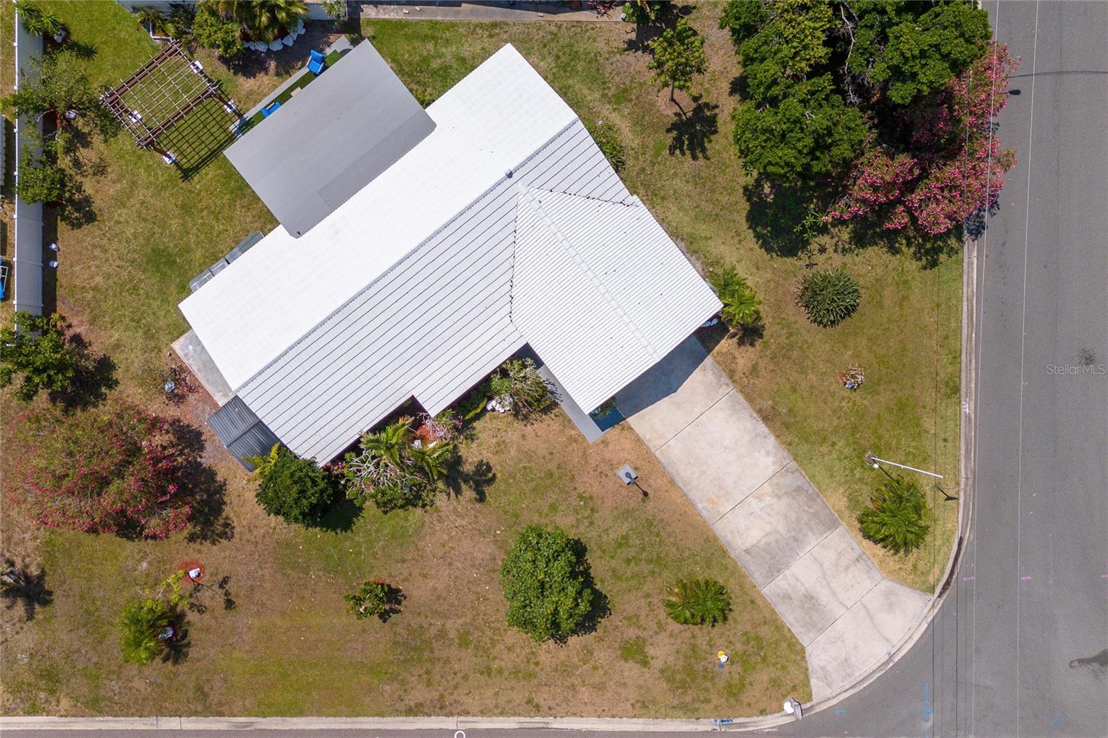 Image 40 of 47 For 605 Capri Boulevard