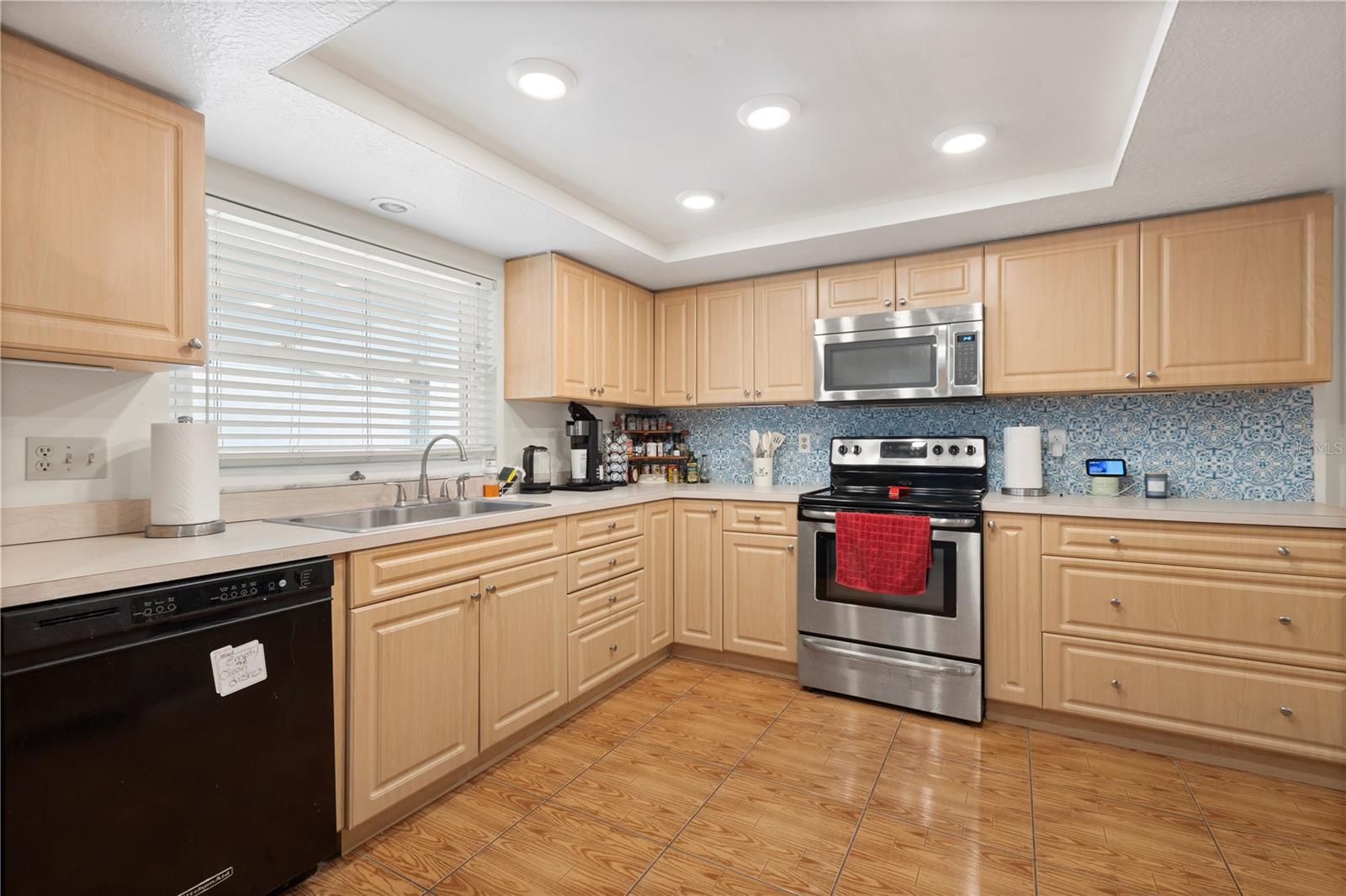 Image 14 of 59 For 7329 Isle Drive
