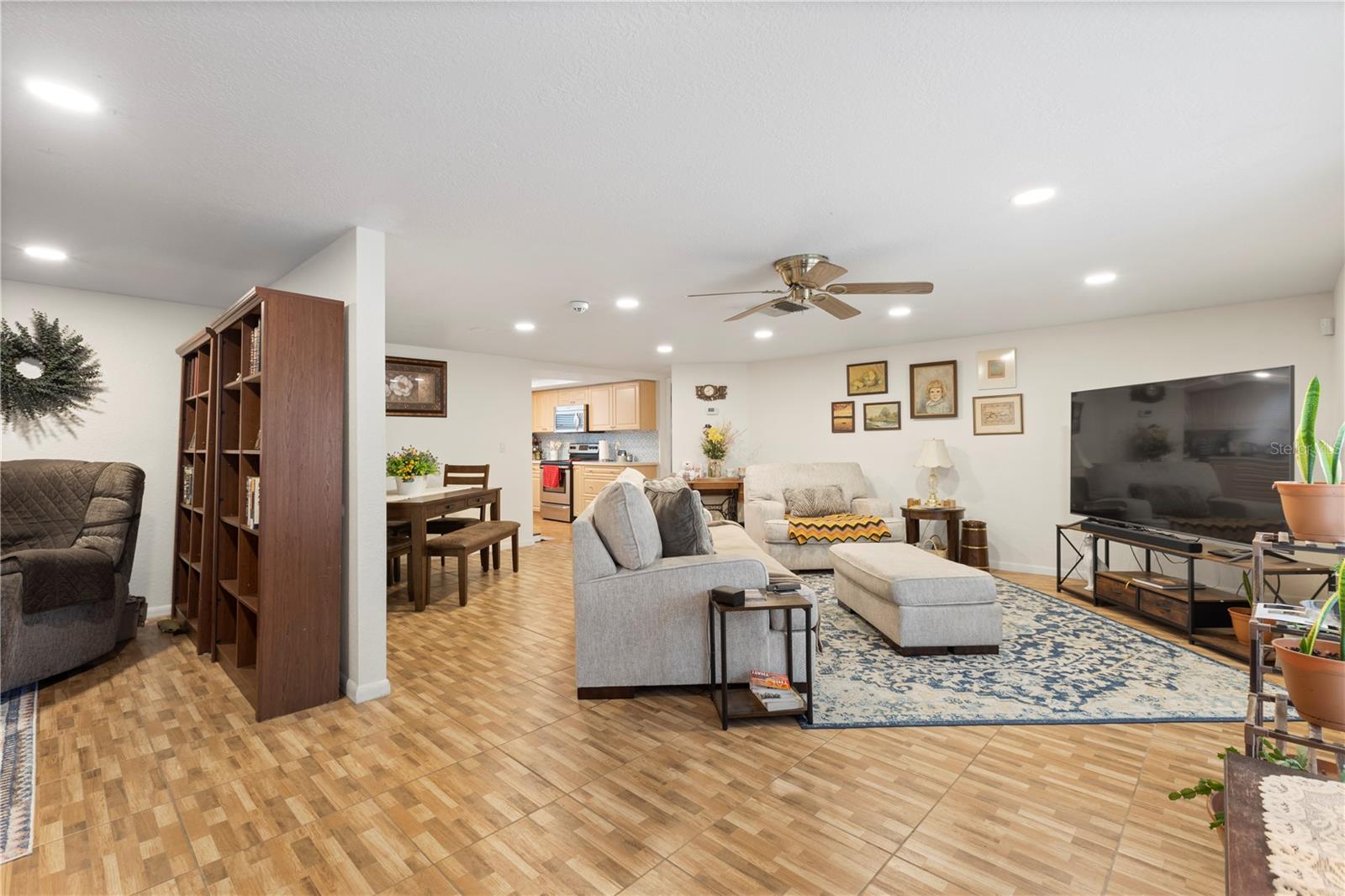 Image 7 of 59 For 7329 Isle Drive