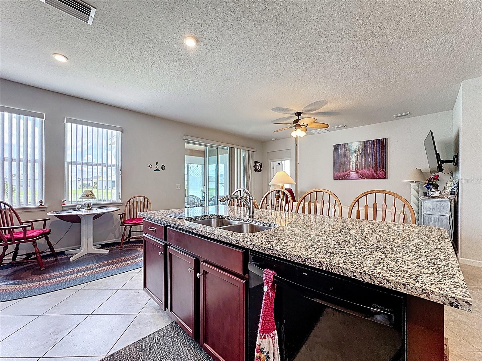 Image 10 of 38 For 6230 114th Avenue E