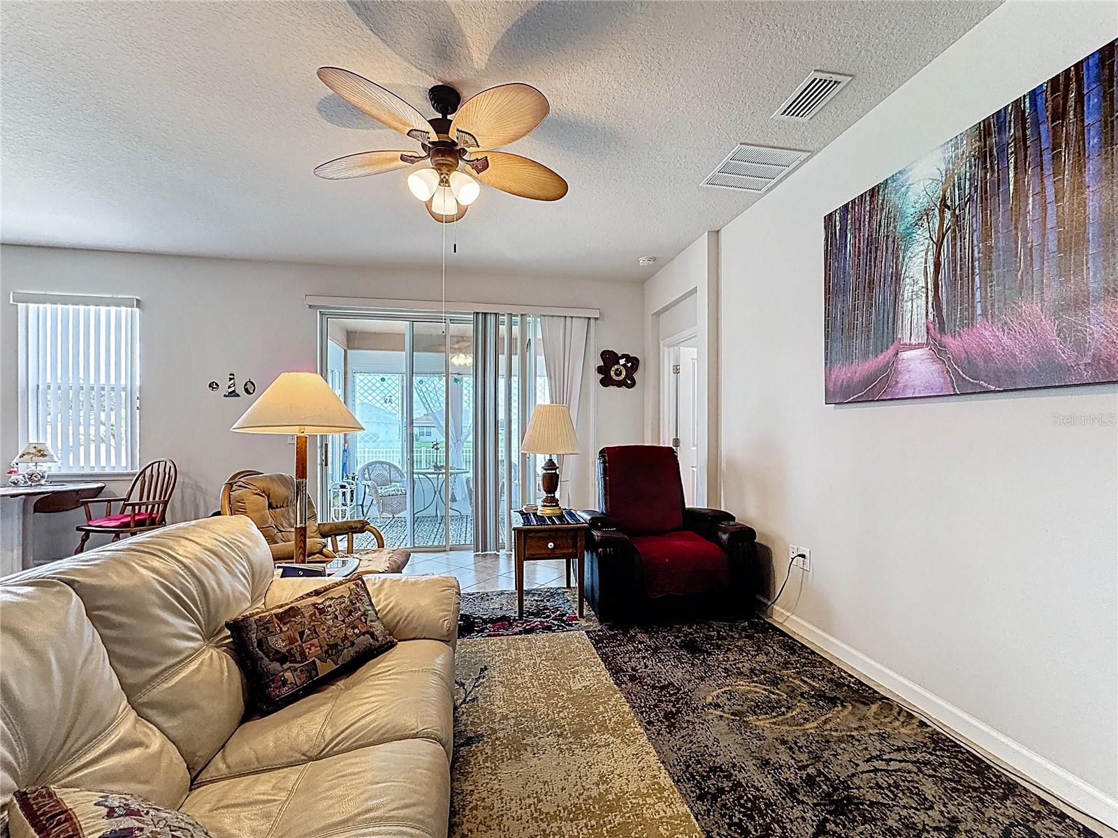 Image 14 of 38 For 6230 114th Avenue E