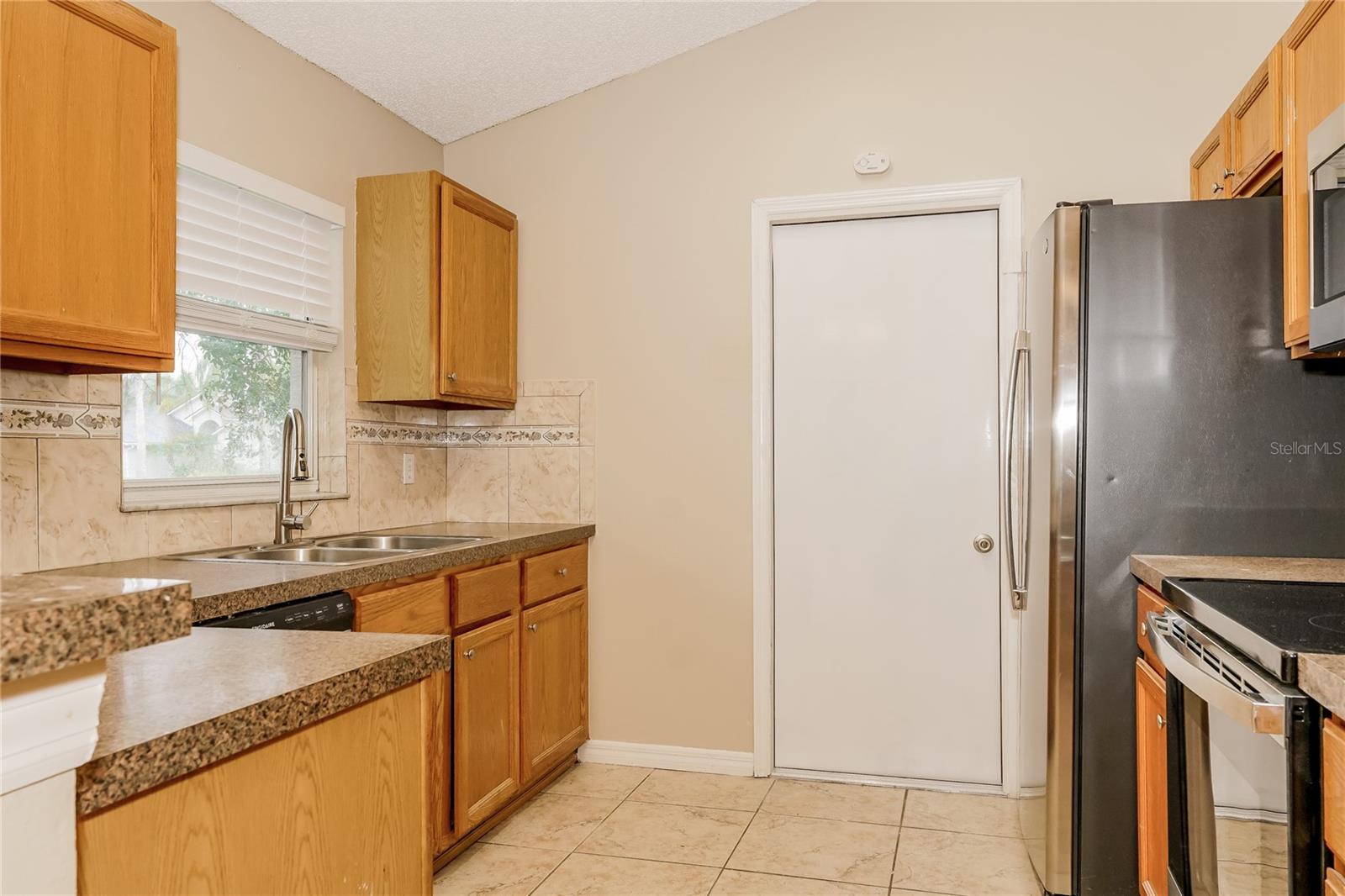 Image 7 of 15 For 3011 Senna Court