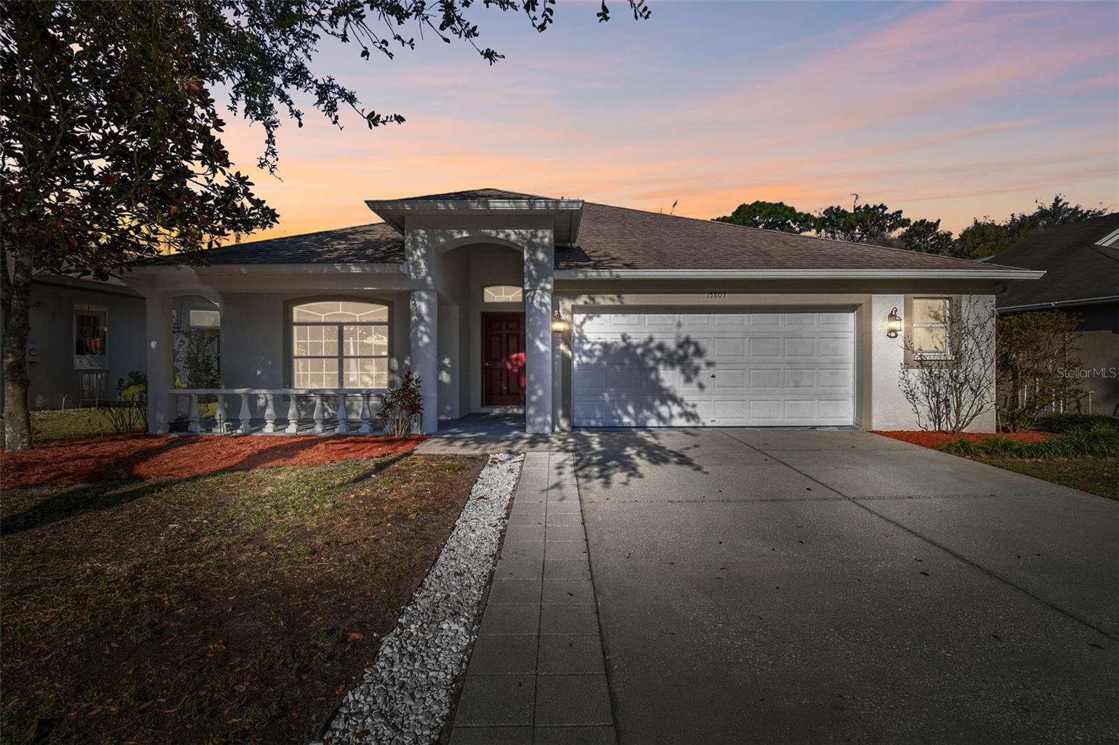 Image 4 of 43 For 15807 Leatherleaf Lane