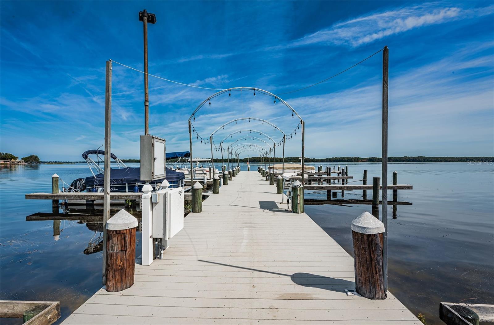 Image 35 of 47 For 225 Lake Tarpon Drive 22