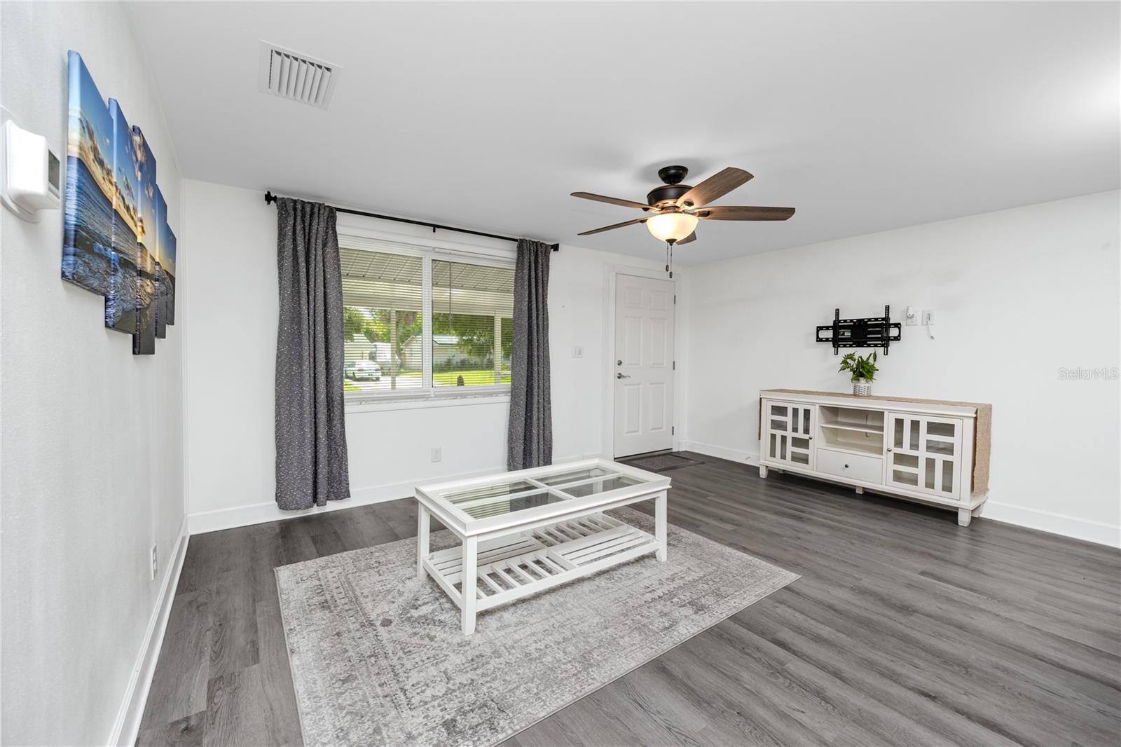 Image 12 of 43 For 8872 52nd Lane N