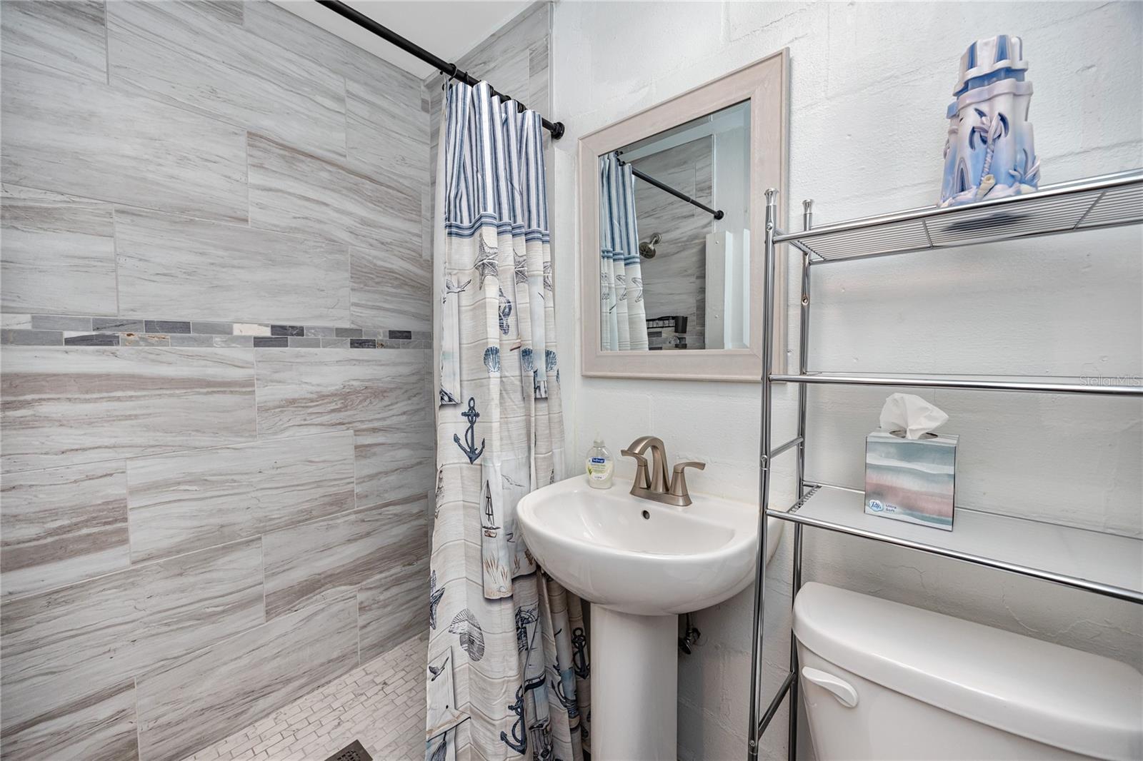 Image 33 of 43 For 8872 52nd Lane N