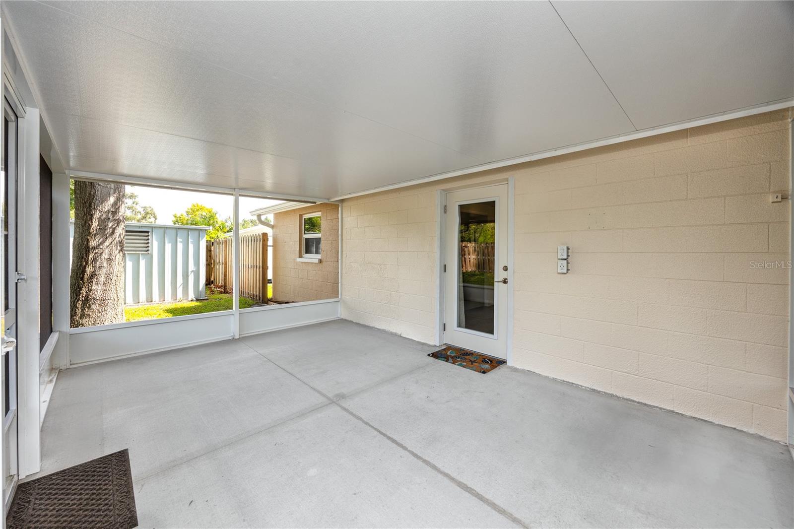 Image 35 of 43 For 8872 52nd Lane N