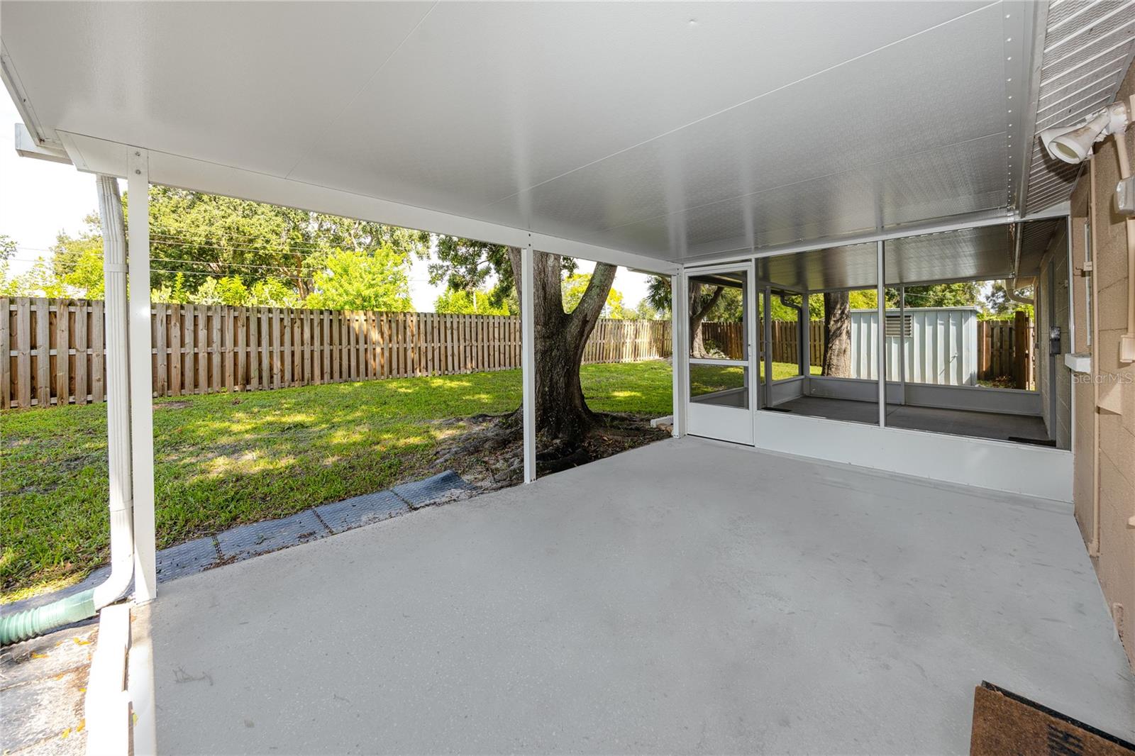 Image 39 of 43 For 8872 52nd Lane N