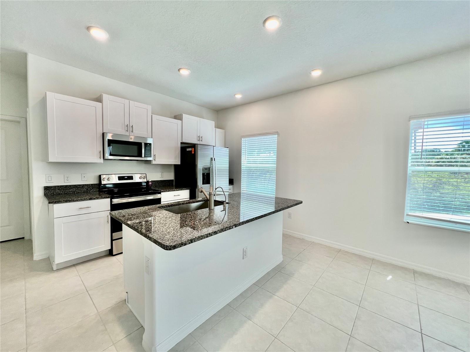Image 7 of 29 For 4704 Tuscan Loon Drive