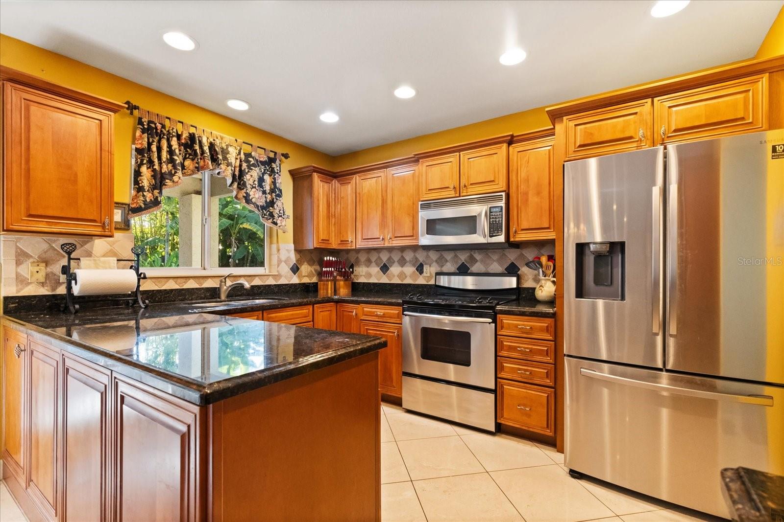 Image 11 of 42 For 13817 Cypress Village Circle