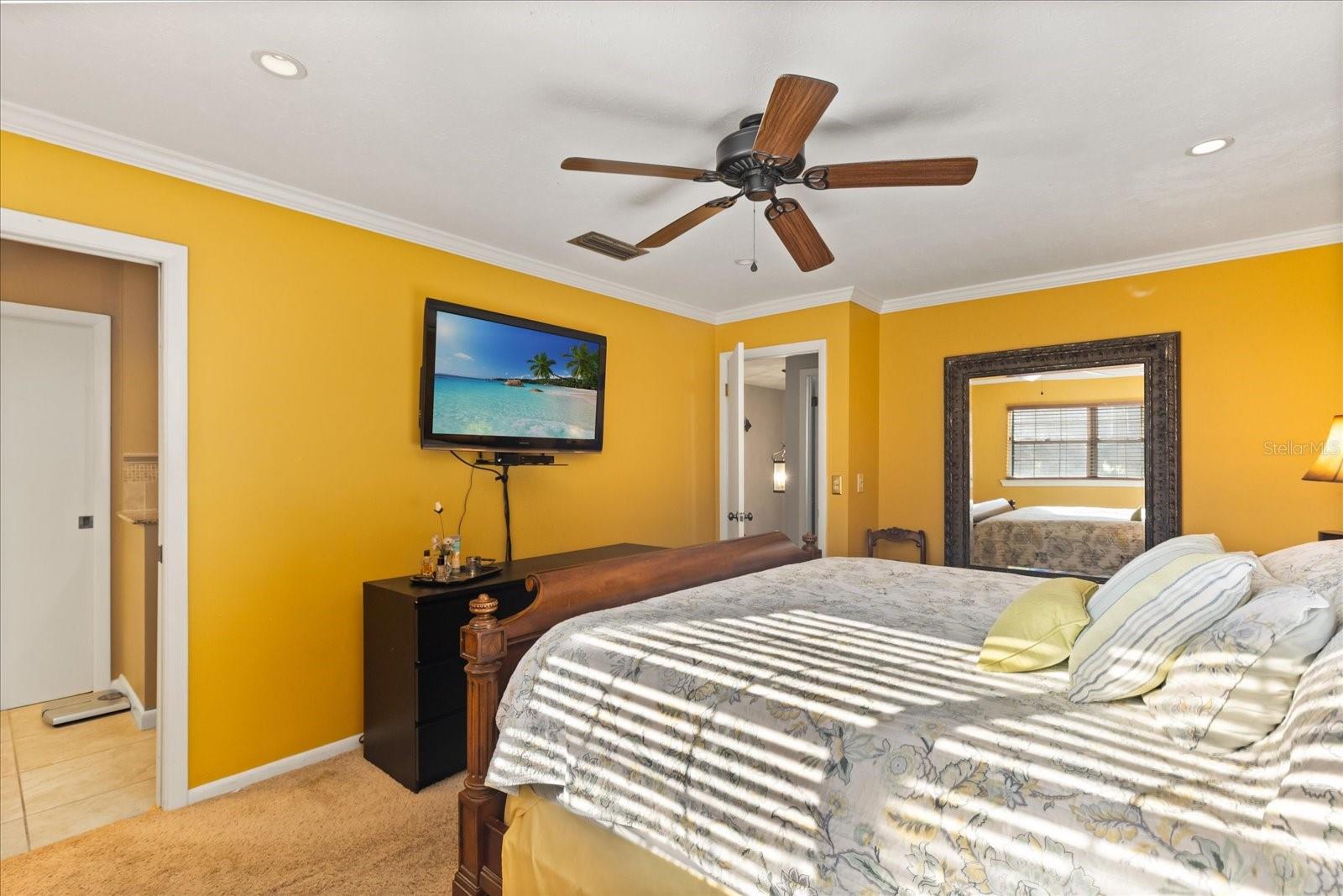 Image 26 of 42 For 13817 Cypress Village Circle