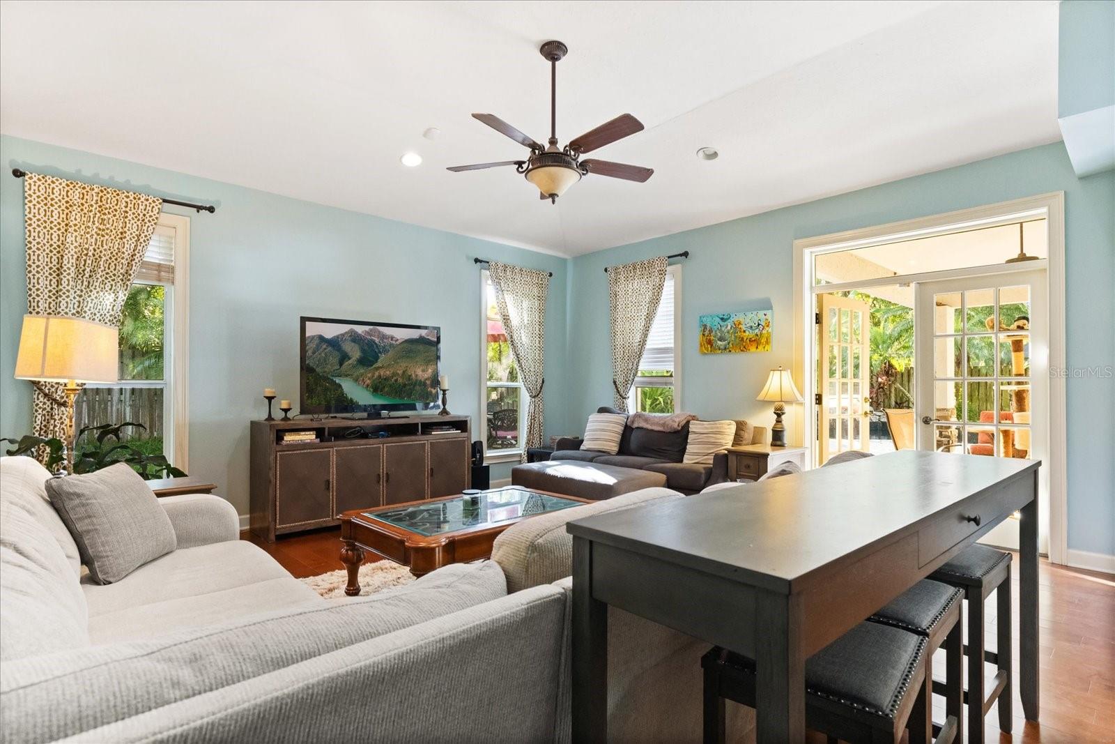 Image 6 of 42 For 13817 Cypress Village Circle