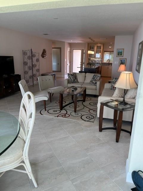 Image 10 of 36 For 865 Gulfview Boulevard 311
