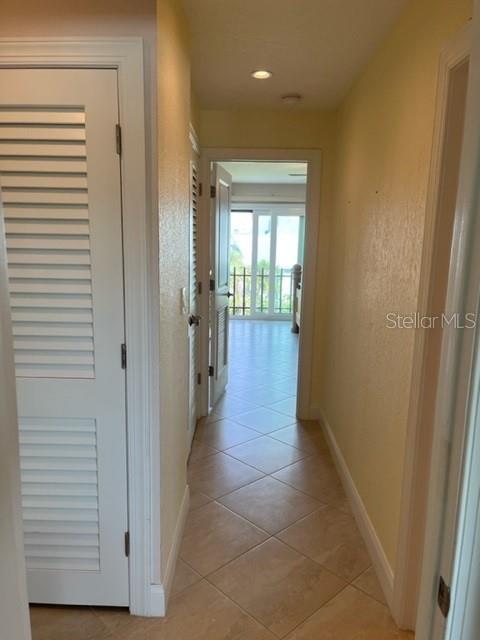 Image 14 of 36 For 865 Gulfview Boulevard 311
