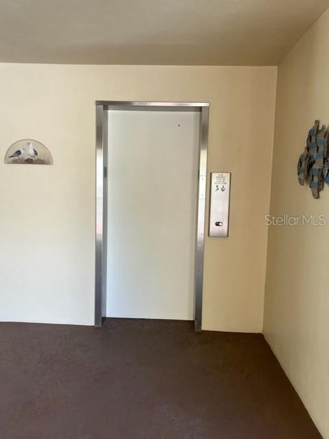 Image 21 of 36 For 865 Gulfview Boulevard 311
