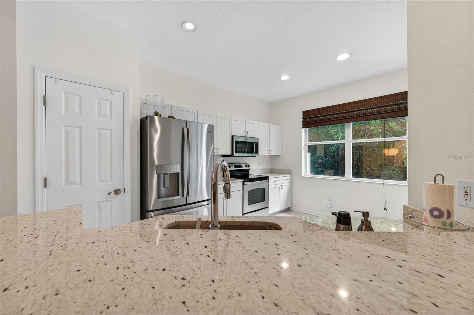 Image 16 of 60 For 564 Black Lion Drive Ne