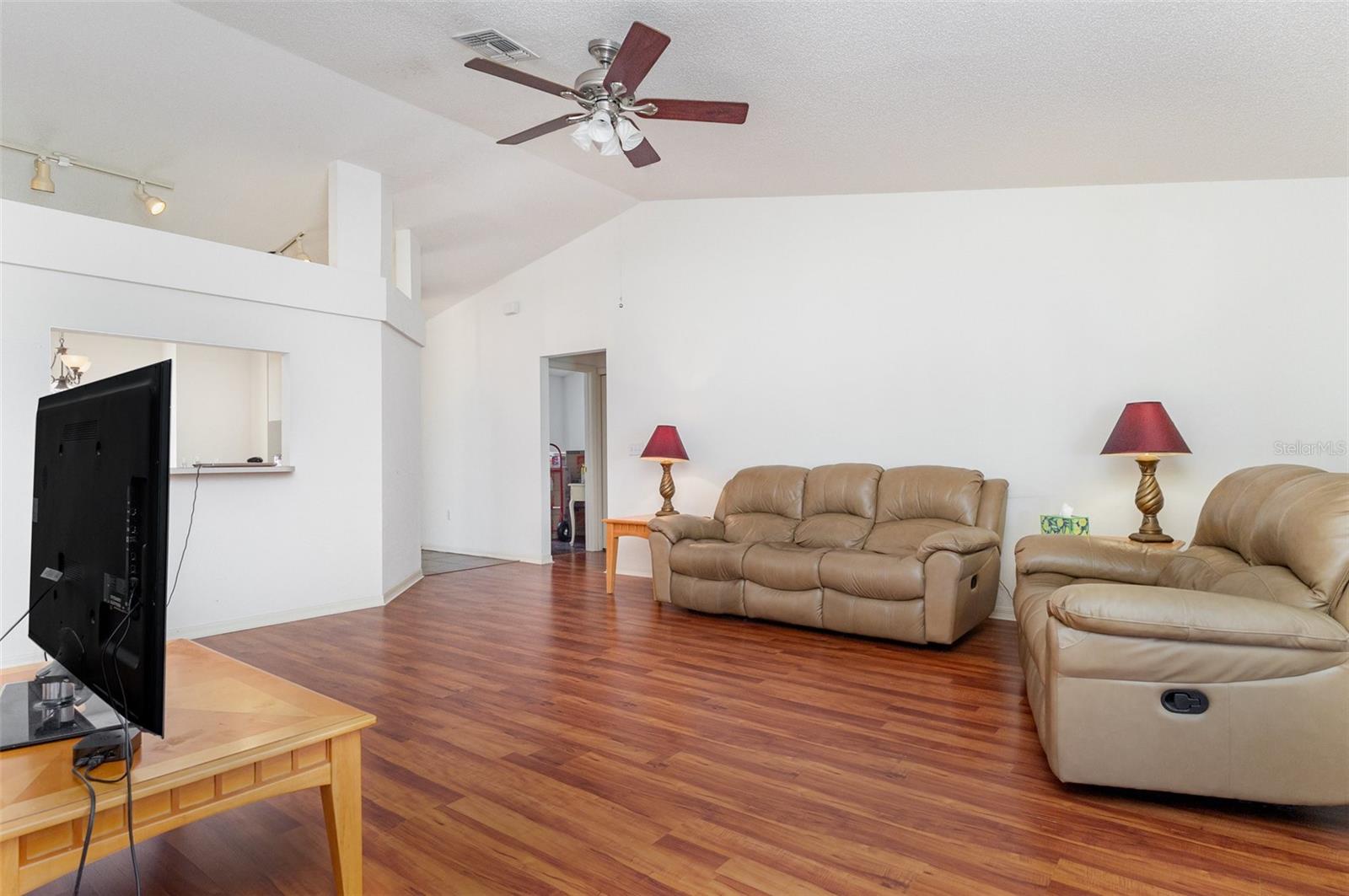 Image 2 of 8 For 8150 Oakhurst Boulevard