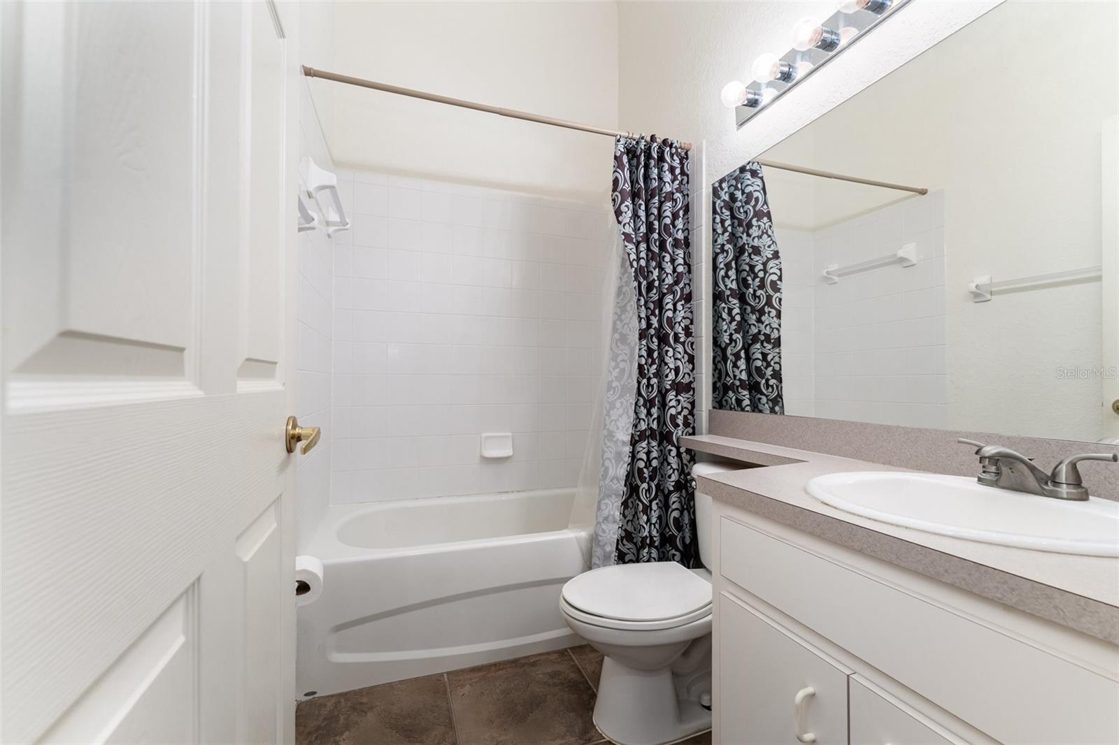 Image 23 of 36 For 8150 Oakhurst Boulevard